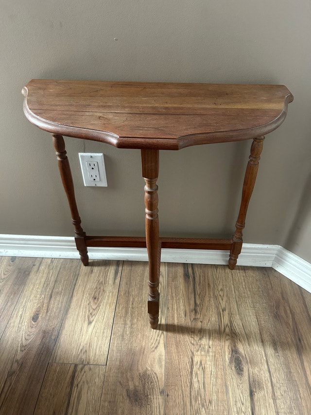 Accent Table - photo 2