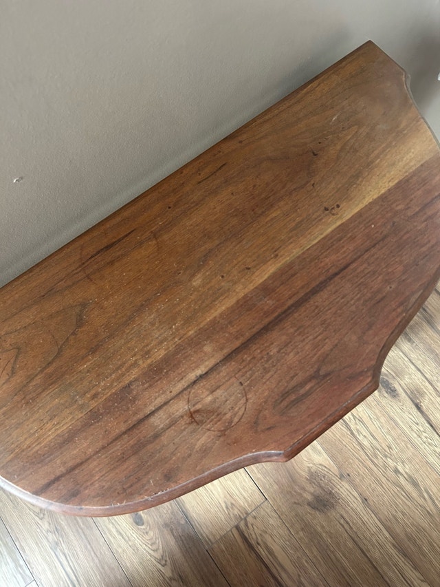 Accent Table - photo 4