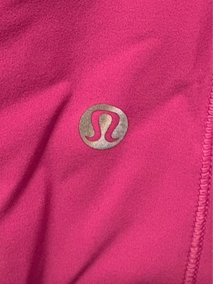BNWT. Lululemon Mist Over Windbreaker - photo 3