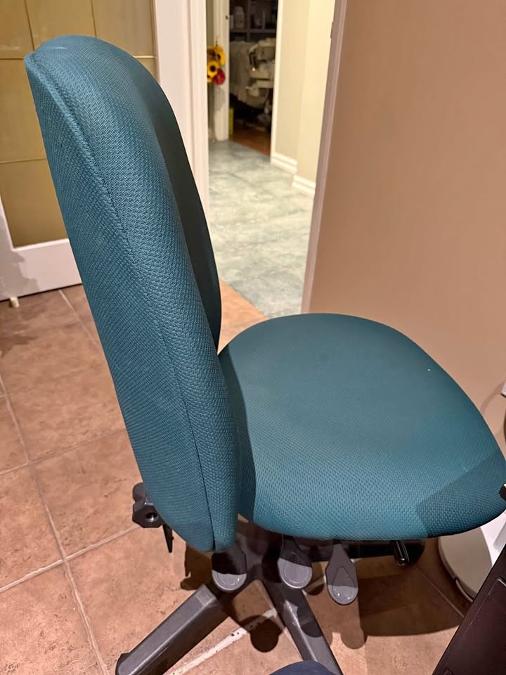 Office chair for sale in Markham