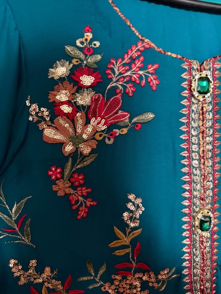 Teal Embroidered Formal Dress w Red Pants & Dupatta - photo 2