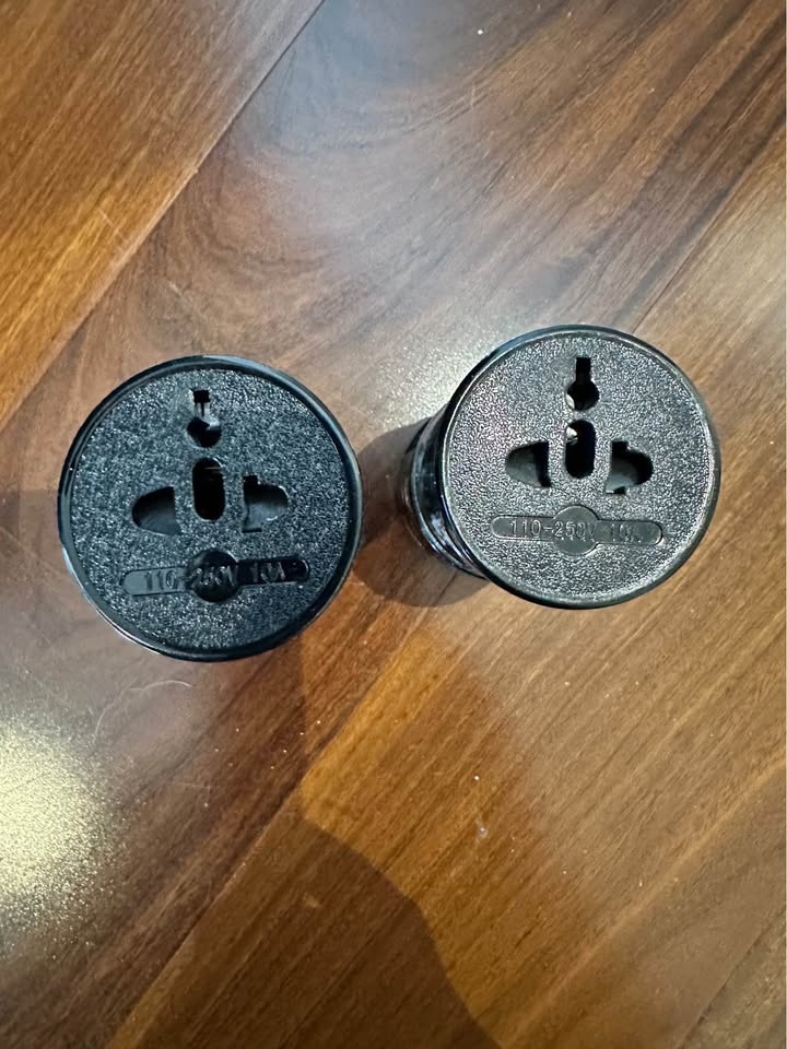 Universal Travel Adapters - EU UK AU US - photo 5