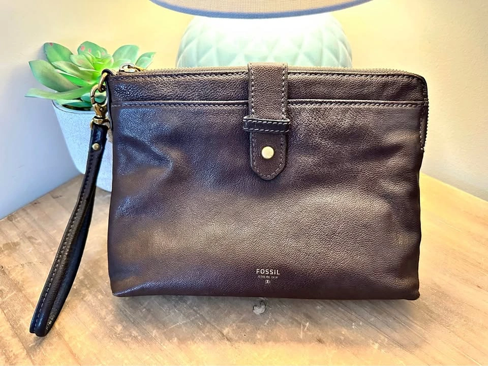 Fossil Dark Brown Leather Wristlet Clutch