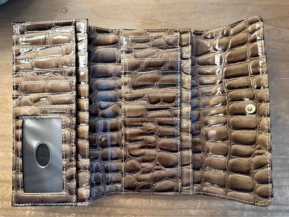 Guess Brown Beige Floral Croc Print Wallet - photo 3