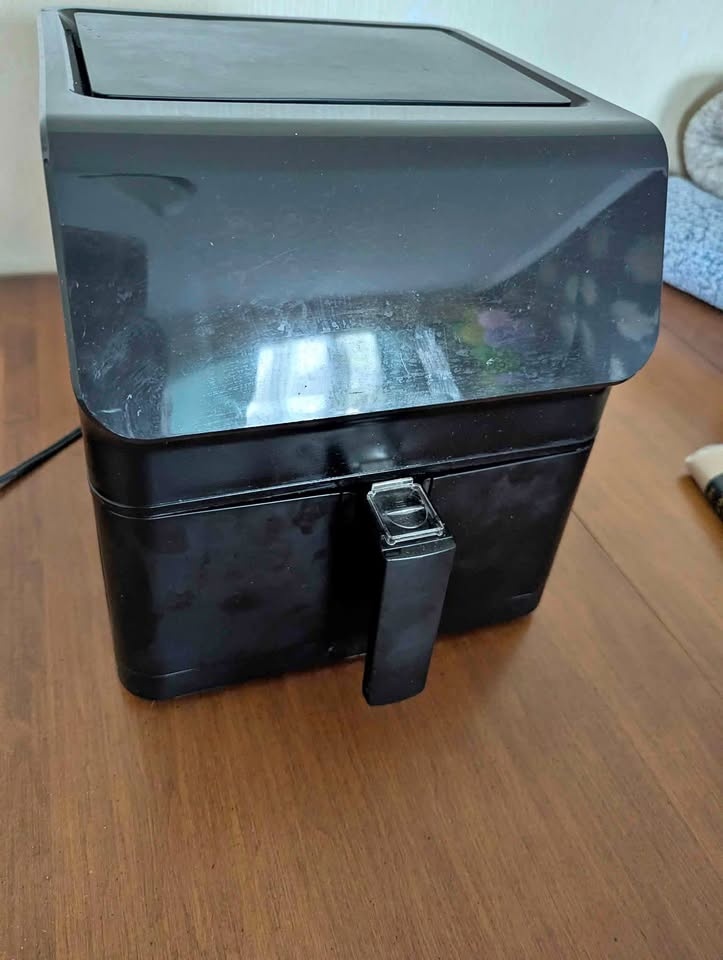 COSORI proll air fryer 5.8 quarts