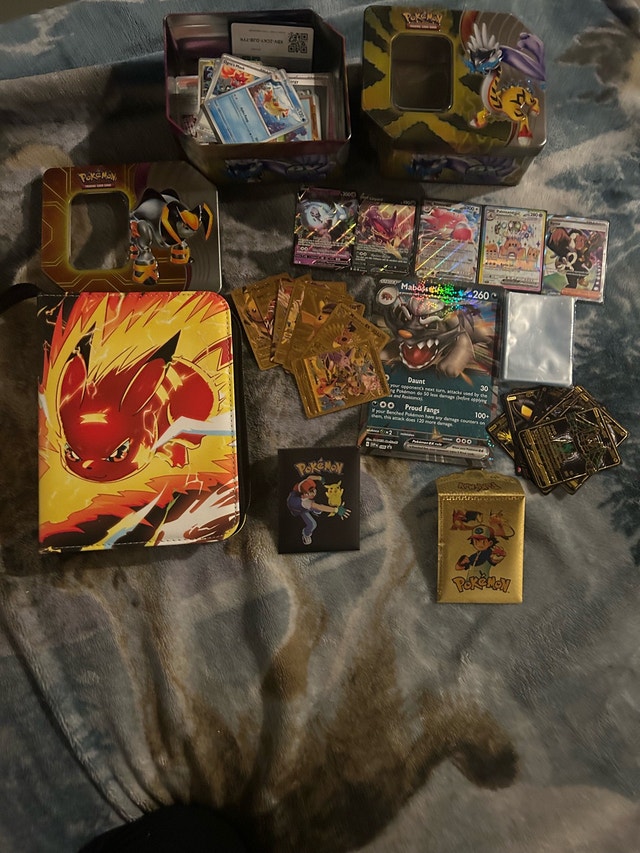 Pokemon Card Starter Set with Binder & Tin