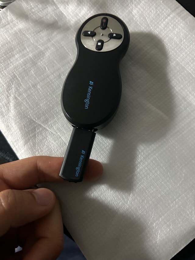Kensington Wireless Presenter with Laser Pointer - photo 3