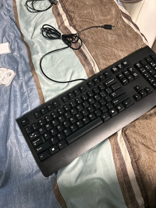 Lenovo SK-8827 USB Wired Keyboard – Excellent Condition - photo 2
