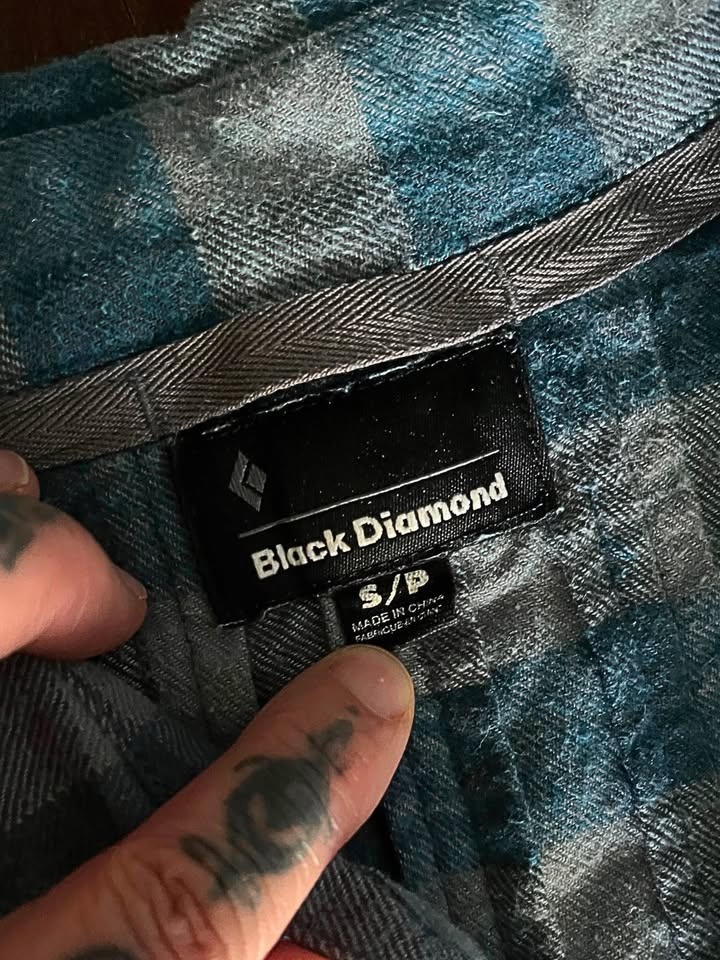 Black Diamond Flannel Button Up Plaid Shirt - Women's Small - photo 4
