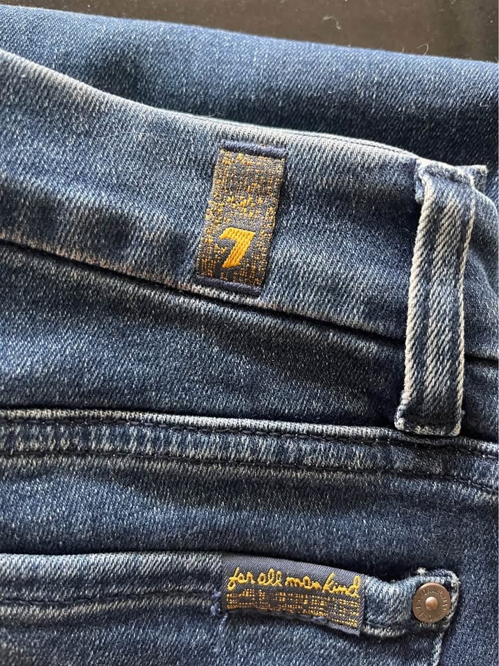 7 for All Mankind Women's Kimmie Slim Straight Jeans Size 27