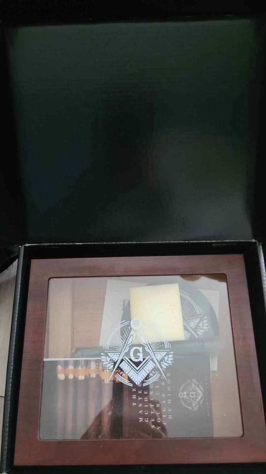 Freemason Humidor Box - Cedar Lined - photo 4