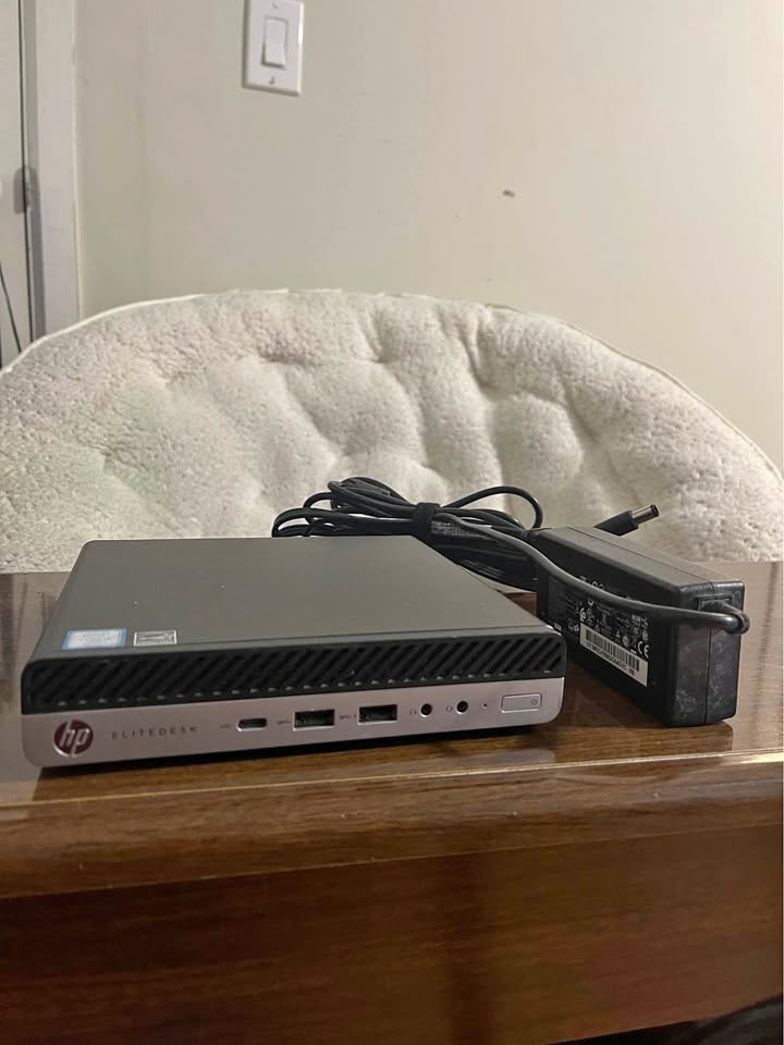 HP EliteDesk 800 G3 Mini PC