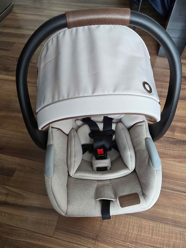 Maxi-Cosi Mico Luxe+ Infant Car Seat with base - photo 2