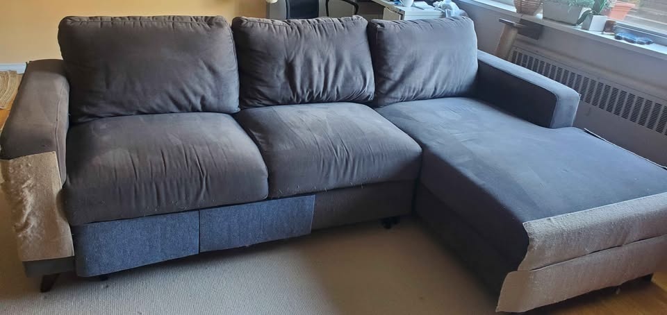 Large grey sectional couch - photo 2