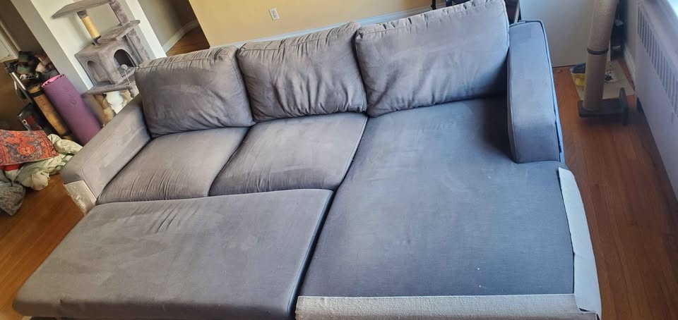 Large grey sectional couch - photo 3