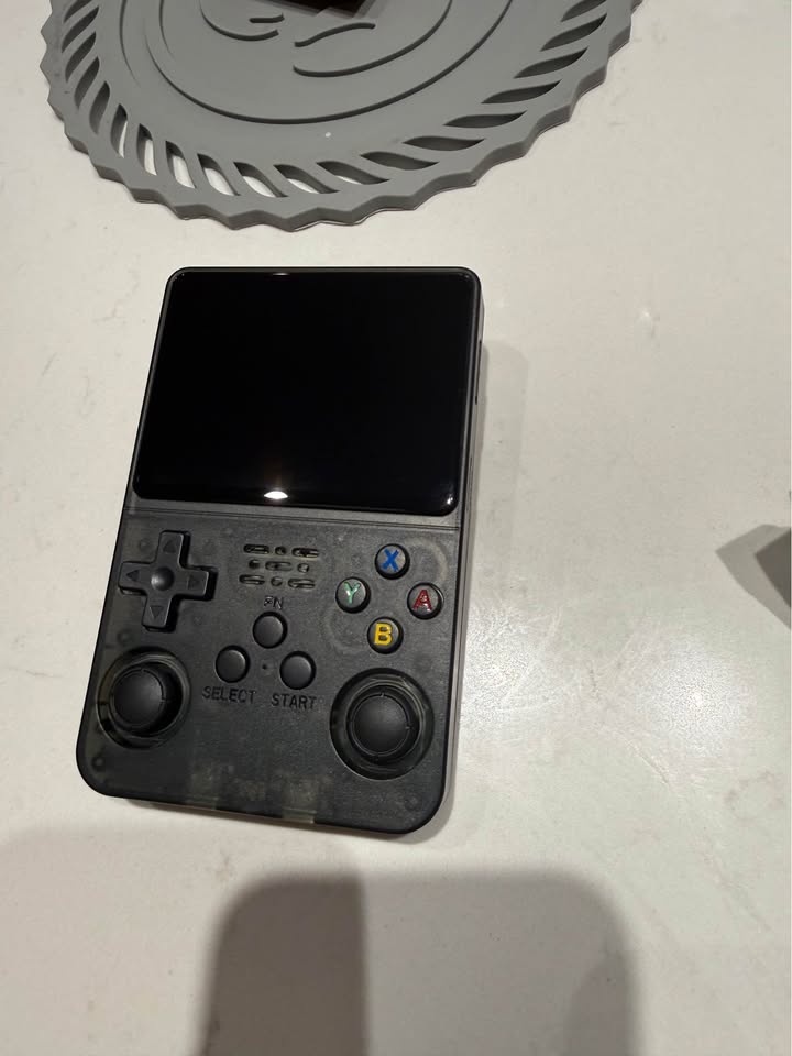 2 R36S Retro Handheld Game Consoles (White, Black) - photo 2
