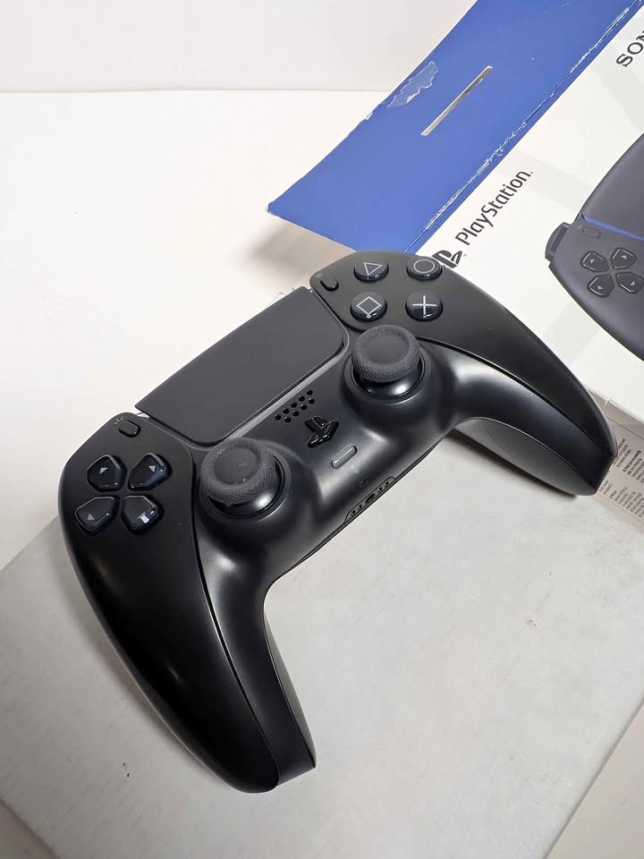 Sony PS5 DualSense Wireless Controller (Midnight Black) - With B