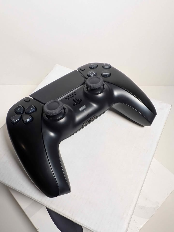 Sony PS5 DualSense Wireless Controller (Midnight Black) - With B - photo 2