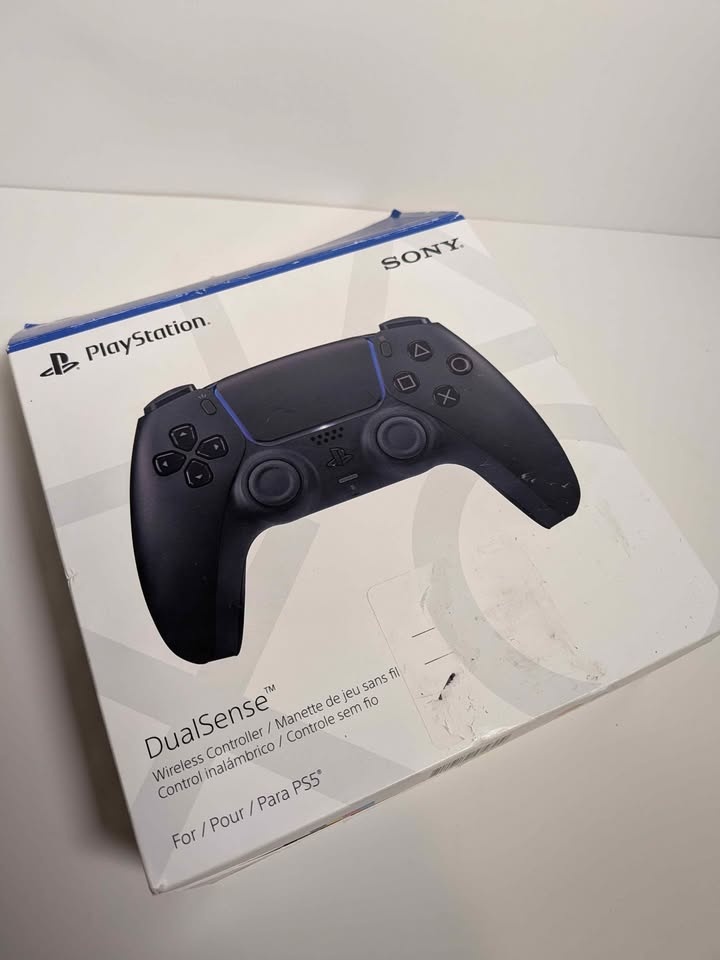 Sony PS5 DualSense Wireless Controller (Midnight Black) - With B - photo 3