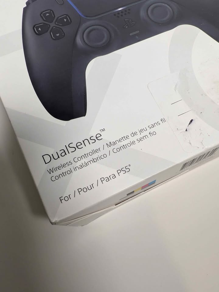 Sony PS5 DualSense Wireless Controller (Midnight Black) - With B - photo 4