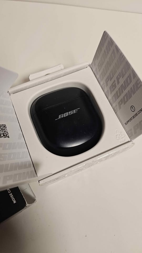 Bose QuietComfort Ultra Earbuds - Flagship ANC (With Box) - photo 4