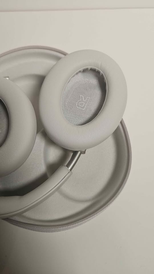 Bose QuietComfort Ultra Headphones (White Smoke) - photo 4