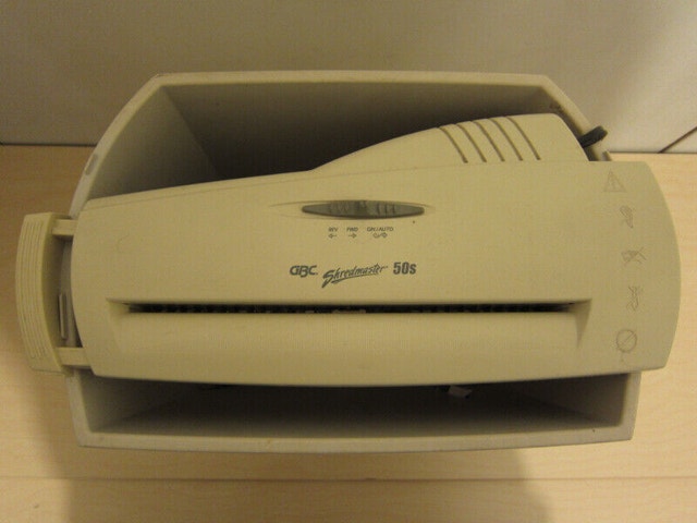 Two Strip Cut Shredders - 3 Modes & Basket - photo 4