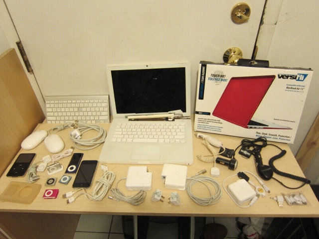 MacBook 13", Keyboard, Adapters, iPods, iPhone