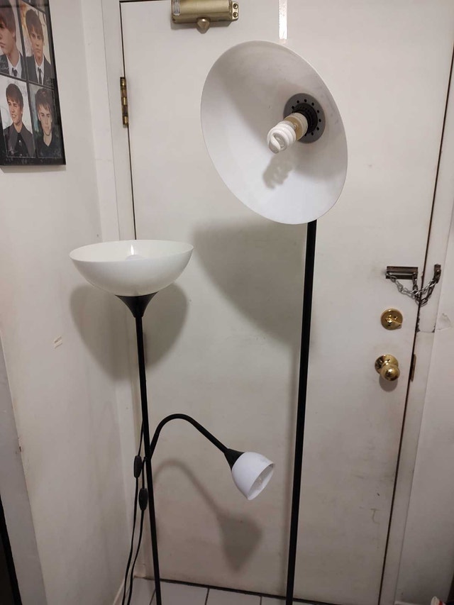 Two floor lights, five and six feet tall with adjustable heads - photo 3