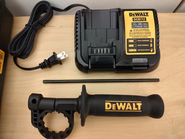 DeWalt Storage Box, DCB112 Charger & Drill Holder - photo 4