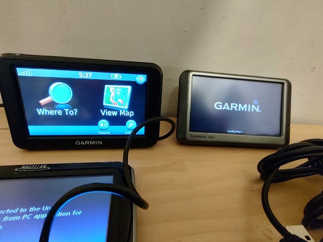Magellan & Garmin GPS Units - Downtown