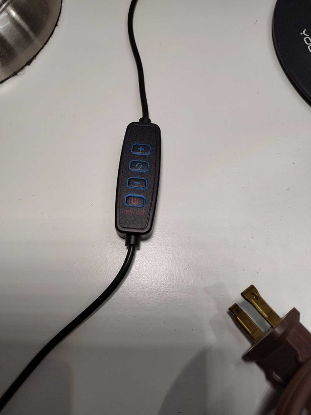 Two LED Lamps + Free Bonus, Downtown - photo 4