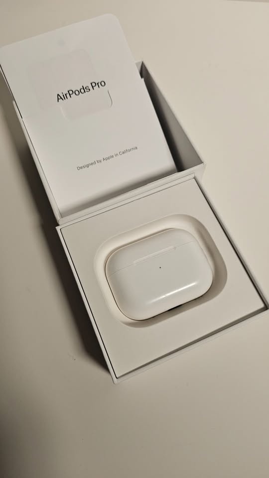 Apple AirPods Pro 2 - photo 3