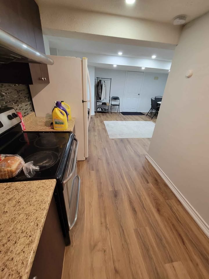 2 Beds 1 Bath - Apartment - photo 4