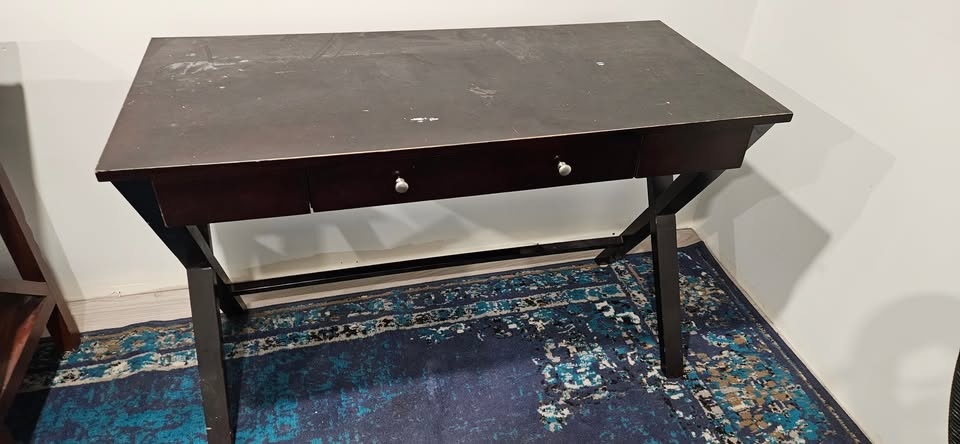 Desk w/ Drawer - photo 2