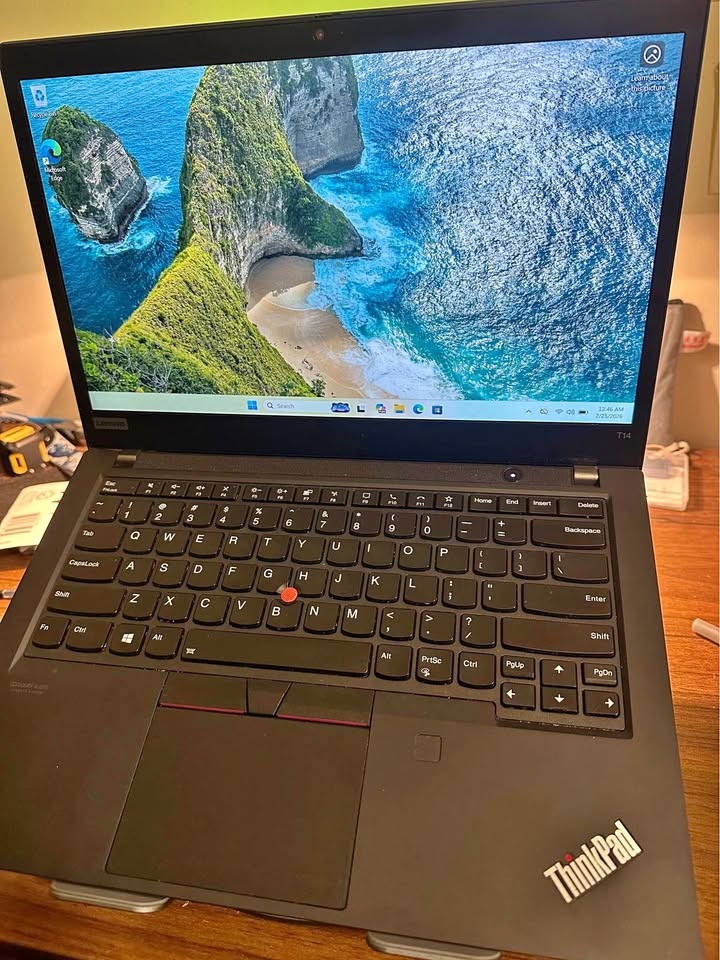 Lenovo Thinkpad T14 | 20GB RAM | 256GB SSD | Win 11 Pro | Charge
