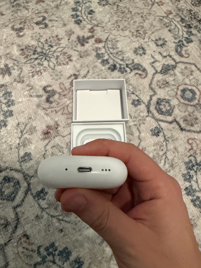 AirPods Pro 3 - photo 4