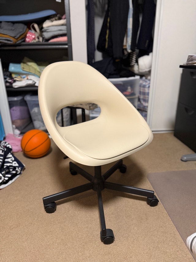 IKEA Cream Swivel Desk Chair - Used (Like New)