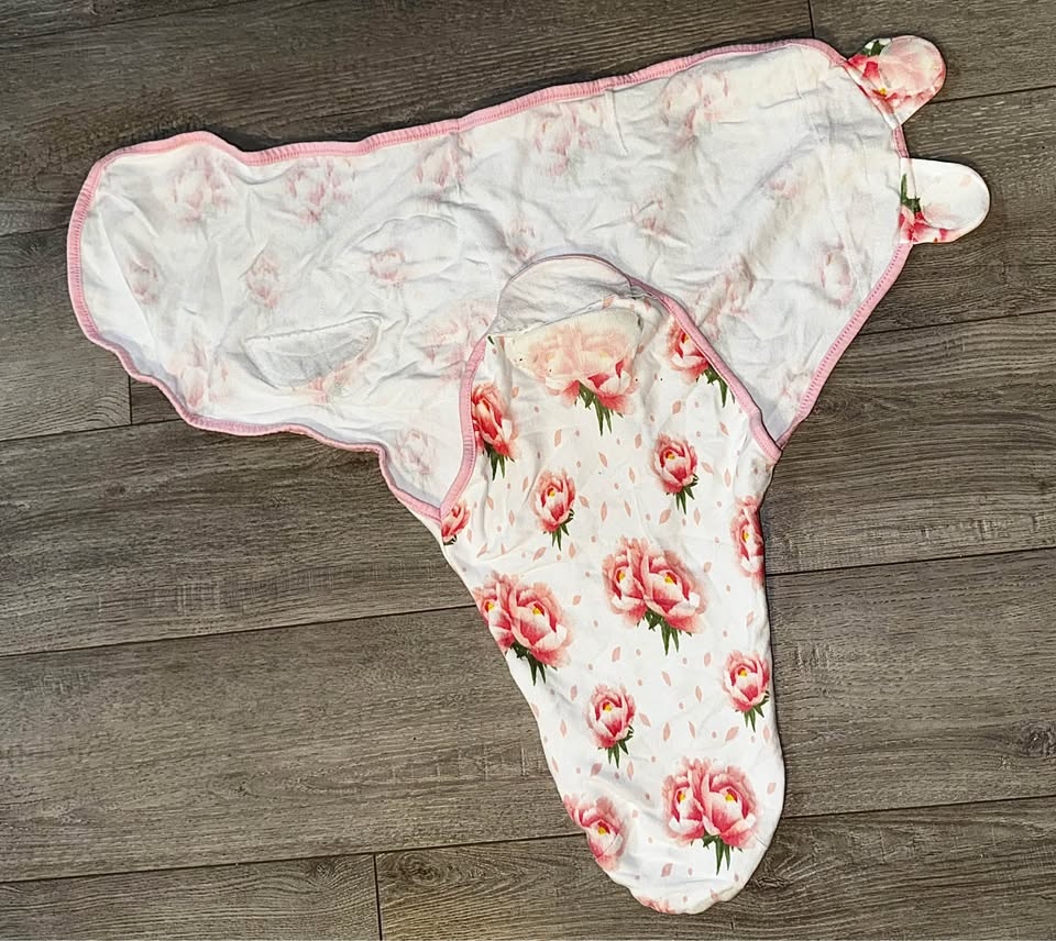 Baby Girl Swaddles - photo 2