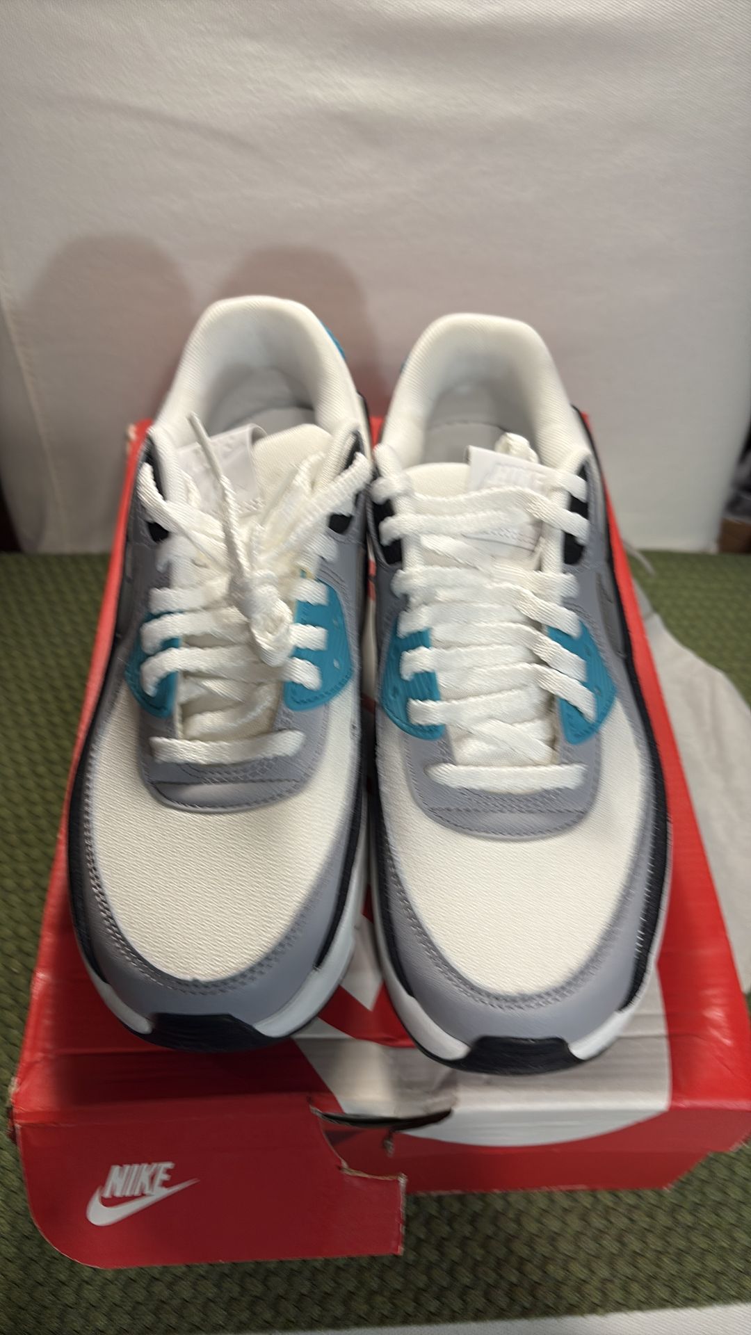 Nike AirMax LV8 - photo 2