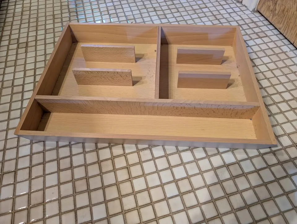 2 IKEA drawer/Cutlery Organizers image indicator(2)