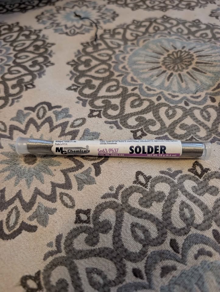 MG Chemicals Sn63/Pb37 Solder 18g - photo 2