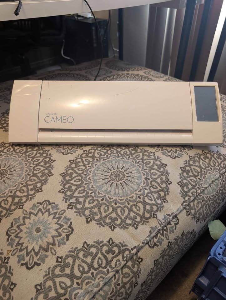 Silhouette CAMEO 2 Vinyl Cutter - photo 3