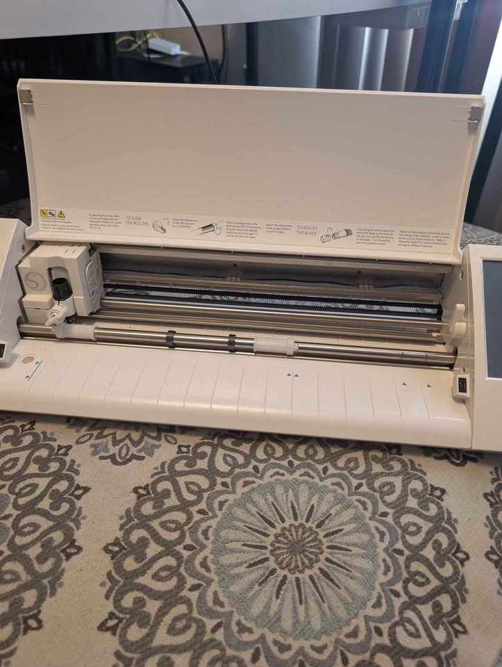 Silhouette CAMEO 2 Vinyl Cutter - photo 5