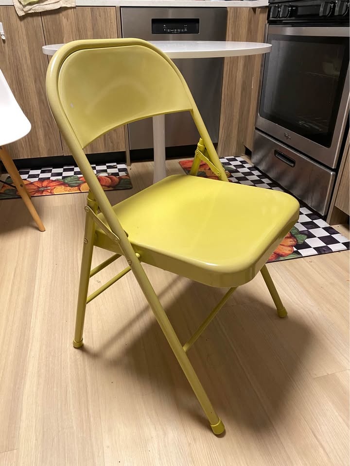 Folding chairs in different styles + color. Must take both - photo 2