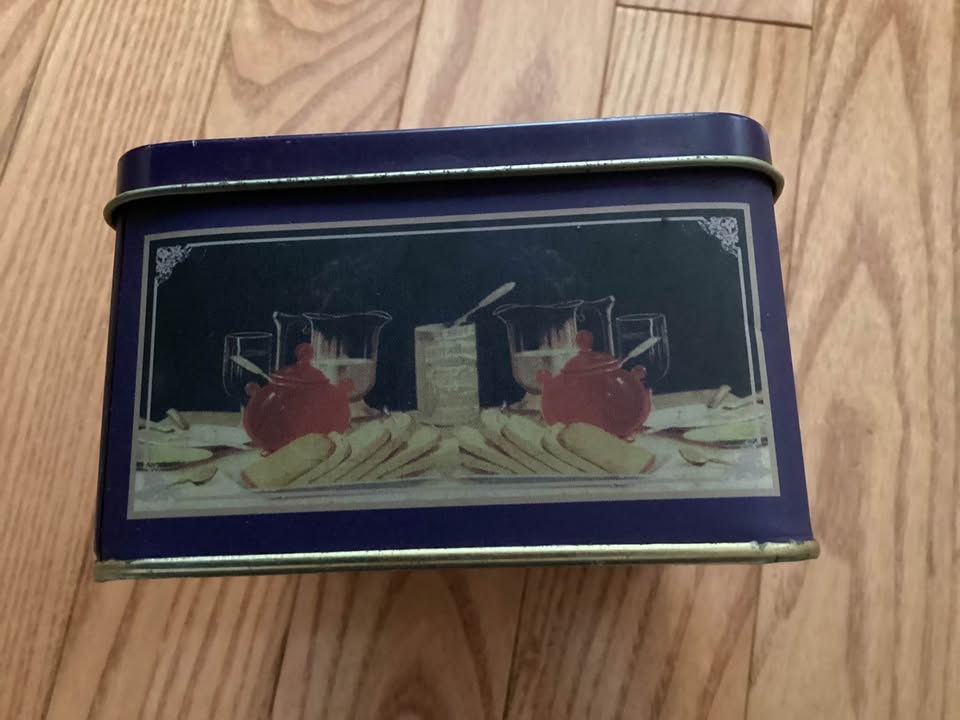 Vintage Van Houtens Tin Container - photo 3