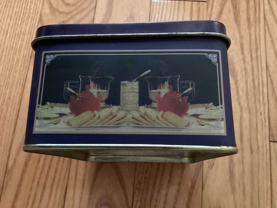 Vintage Van Houtens Tin Container - photo 5