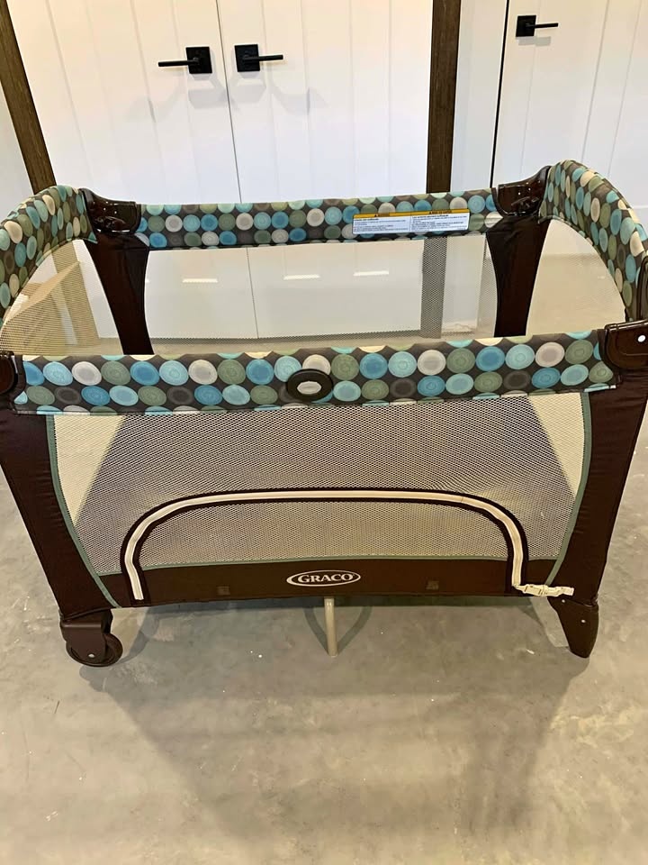 Graco playpen.