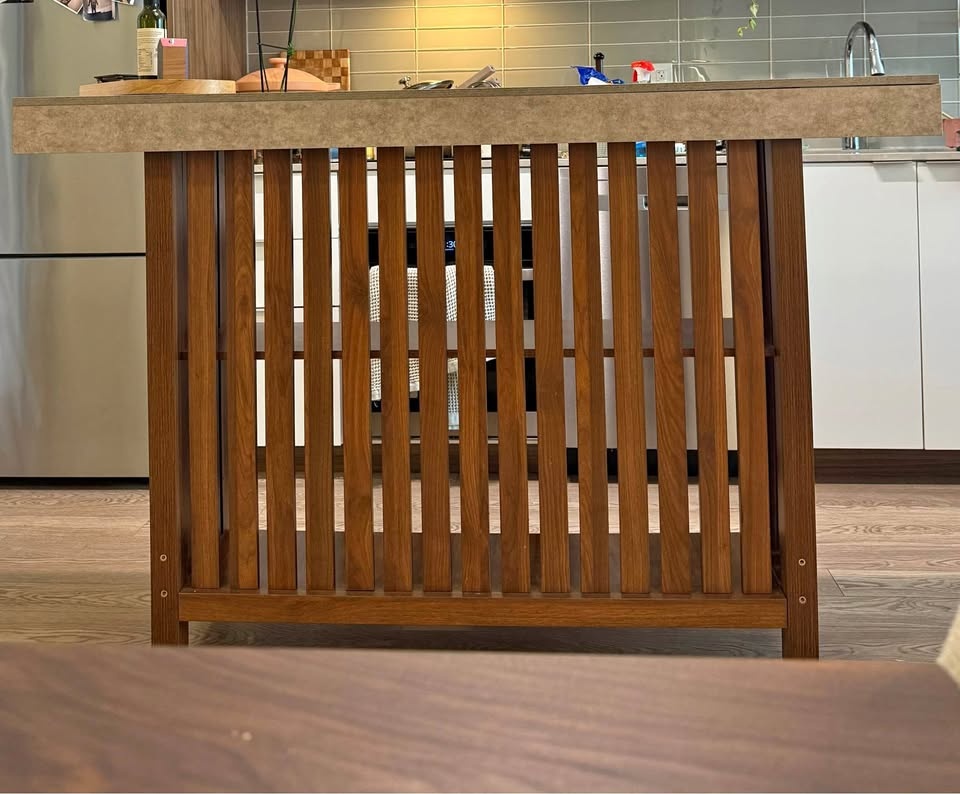 Kitchen Island / Bar Console