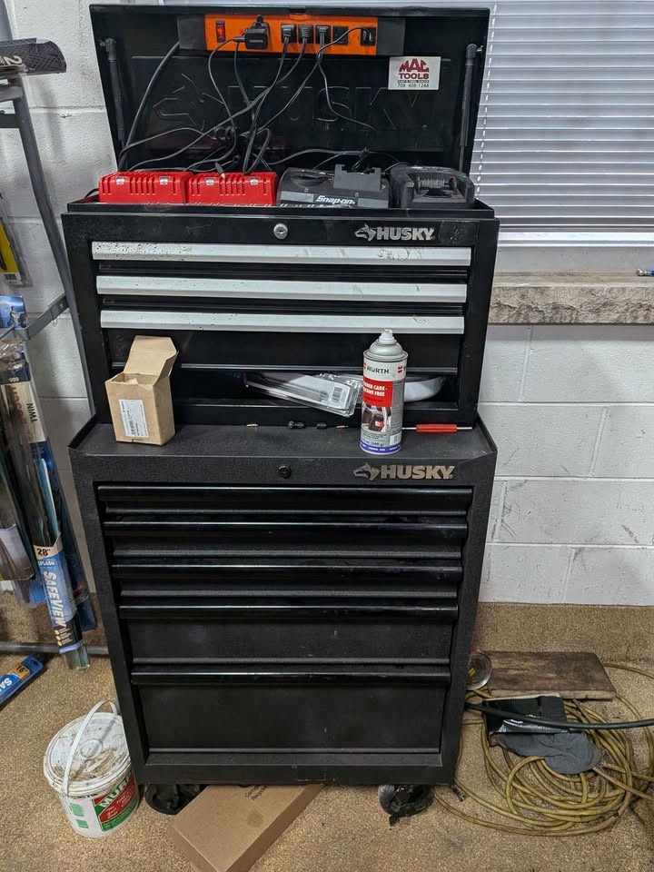Tool box need gone asap - photo 3